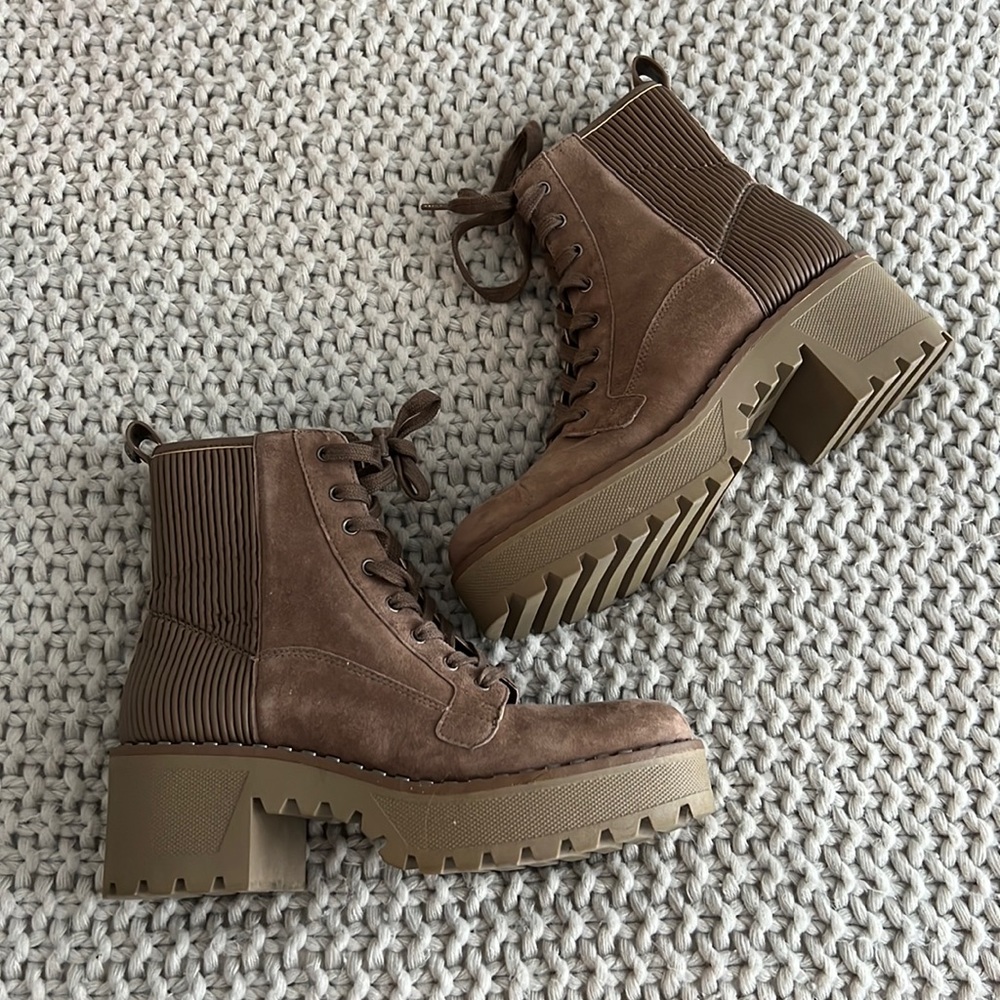 Vince Camuto Movelly boots
